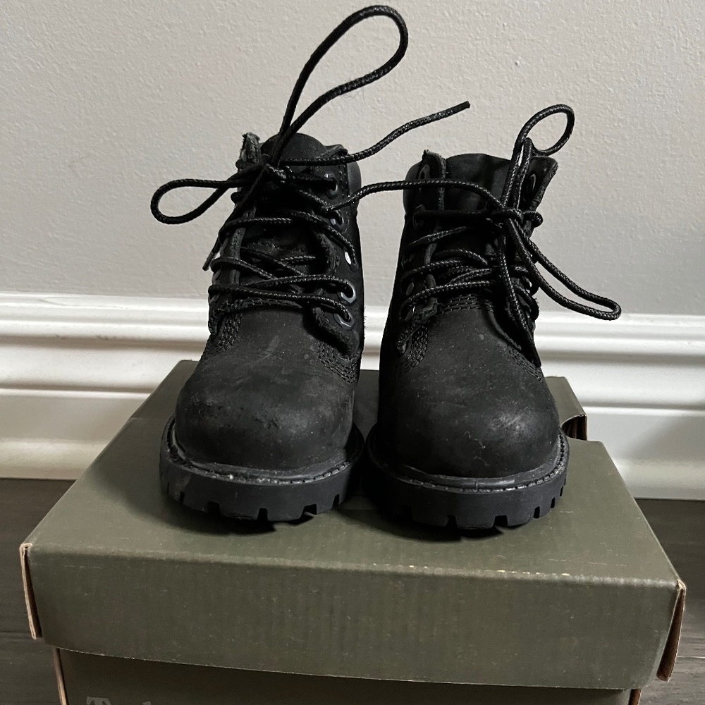 Timberland Premium 6in Waterproof Boot size 6 toddler